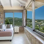 Villa Silencio