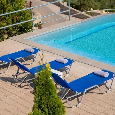 فيلة Silencio Lefkáda